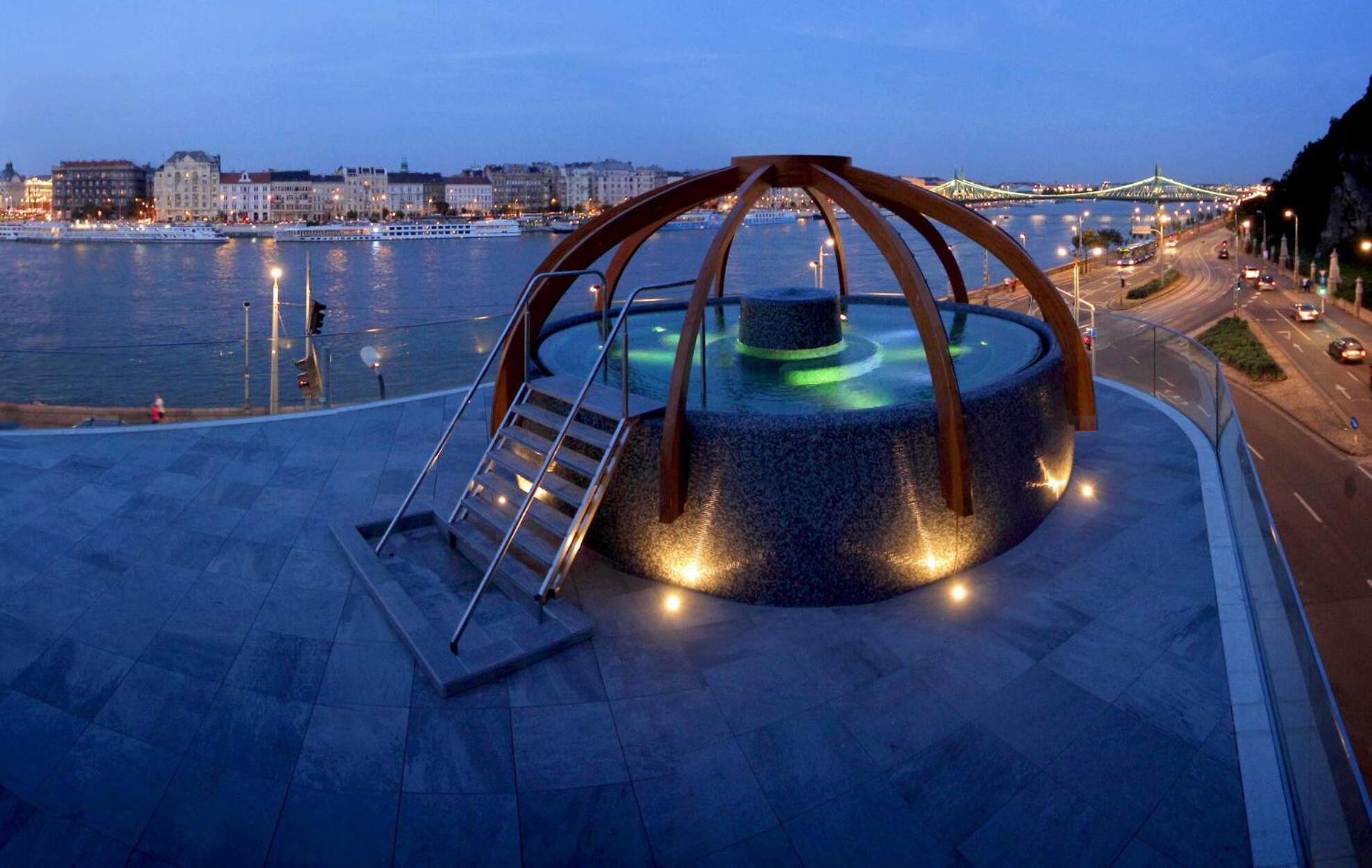 Wellness Retreat With Sauna & Jacuzzi - 1 Min To Opera 布达佩斯 外观 照片